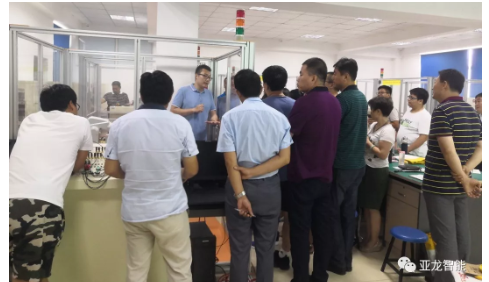 3044am永利(中国)集团-官方网站-培训实况 | 华北地区工业机器人应用技术培训班圆满举行